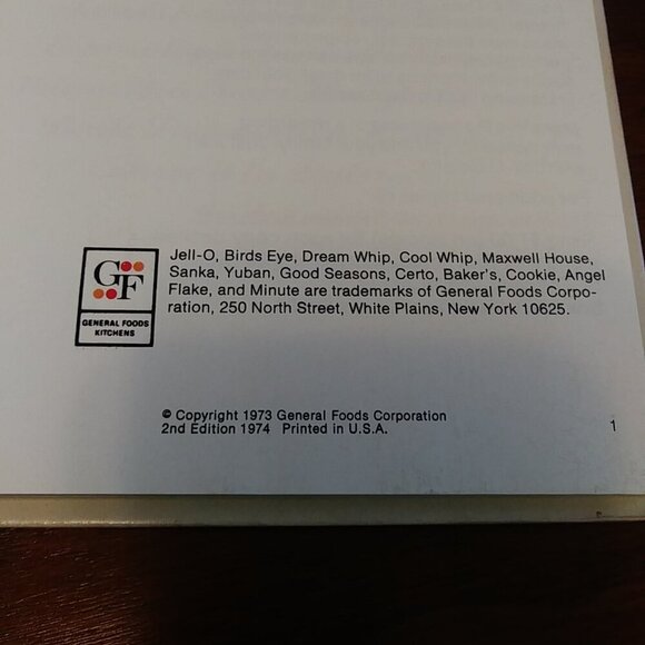 The New Joys Of Jell-O Recipe Book - Picture 7 of 13